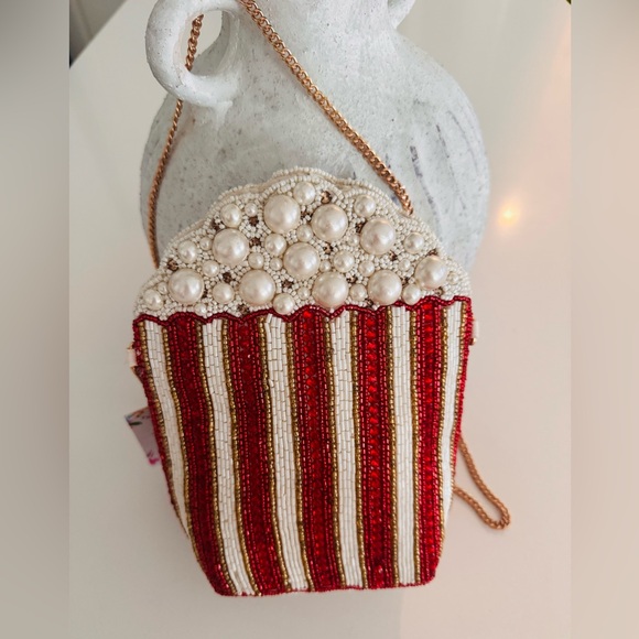 Viral  Beaded Popcorn Women’s Bag With Gold Crossbody Chain Made In India NWT - Picture 2 of 8